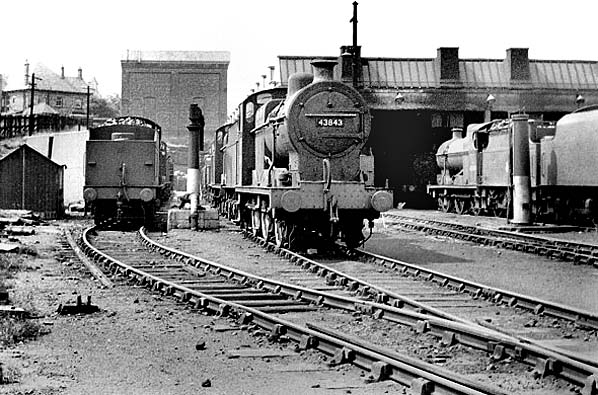 Looking south-west at Walton-on-the-Hill Locomotive Shed in 1950.
